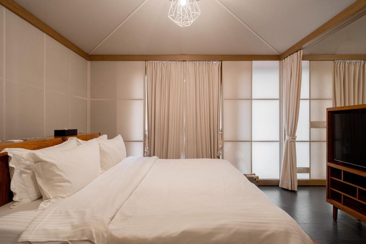Tian Xia Ju Motel Yilan Eksteriør billede