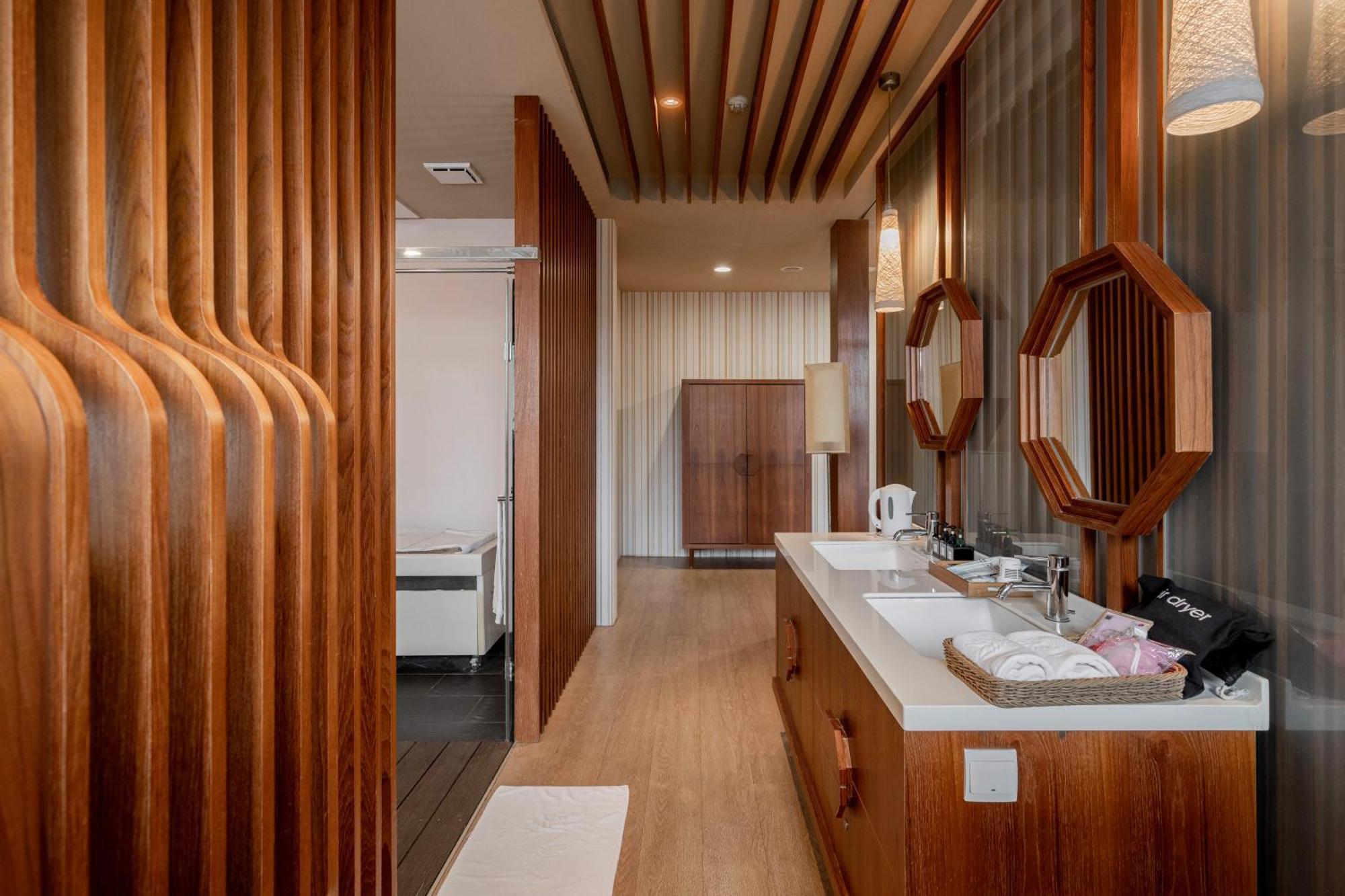 Tian Xia Ju Motel Yilan Værelse billede
